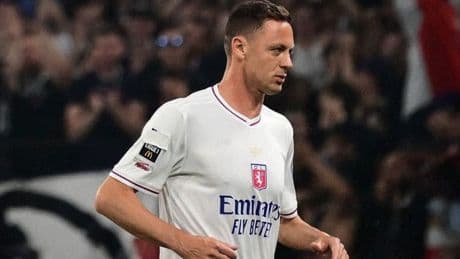 Fransa’da LGBT propagandasına geçit vermeyen futbolculara 4'er maç ceza verildi