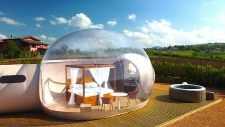 Tende safari, yurte e bubble: è l?estate del Glamping. Ecco le 6 destinazioni italiane più particolari
