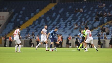 Adana Demirspor evinde farklı mağlup