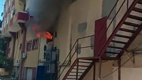 Avcılar'da market deposunda yangın