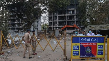 Zeker 33 dodelijke slachtoffers op de grond na vliegtuigcrash India