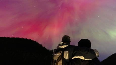 Northern Lights Tonight: 16 States May See Aurora And ‘Shooting Stars’ After Sun Wakes Up