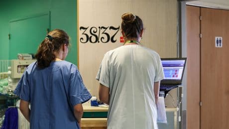 « Pour rénover notre système de santé, soutenons la proposition de loi pour les infirmiers ! »