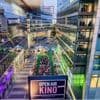 Umsonst und draußen: Kino mit Liegestühlen im Hof des Kranzler Ecks Berlin
