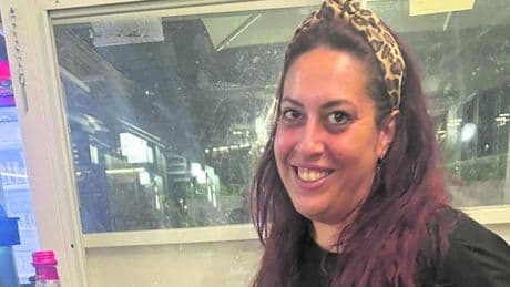 Trovata morta tra i cespugli. L'ipotesi overdose da eroina