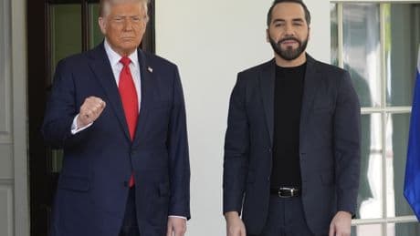 El idilio represivo de Bukele y Trump contra la inmigración latinoamericana