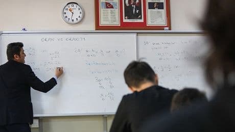 20 binin üzerinde öğretmen 'sürgün' edilmişti... İstanbul Valiliği'nden 'öğretmen atamaları' açıklaması: 1 yıl daha uzatıldı