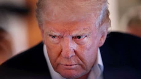 Trump veut un dollar faible, mais c’est d’un dollar fort dont il a besoin