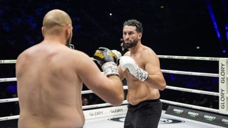Kickbokser Jamal Ben Saddik na gedwongen exit op Glory 100: ’Ik had wel door gekund’