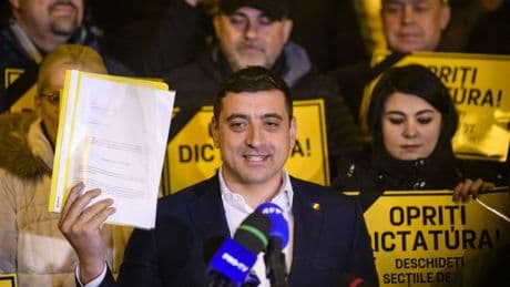 Roumanie : le candidat de l’extrême droite George Simion arrive largement en tête du premier tour