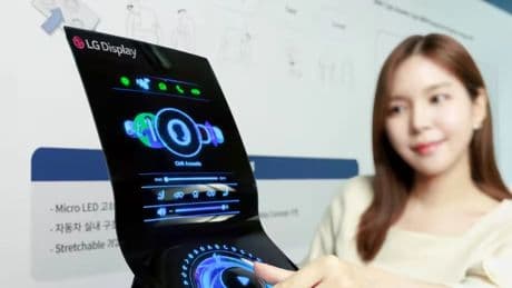 Esta pantalla estirable de LG puede expandirse hasta un 50% dentro del salpicadero de tu coche