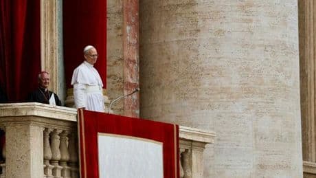 Papa Leone XIV cosa ha detto oggi? Svolta sulle guerre («cessi il fuoco in Ucraina e a Gaza») e il richiamo a Wojtyla
