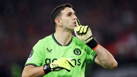 Man Utd target three goalkeepers but unknown star could be the answer to their problems