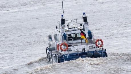 Unglücke im Wasser: Toter aus See geborgen - weiterer Mann im Rhein vermisst