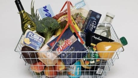 Cutting out just one type of drink from daily diet could halve UK obesity