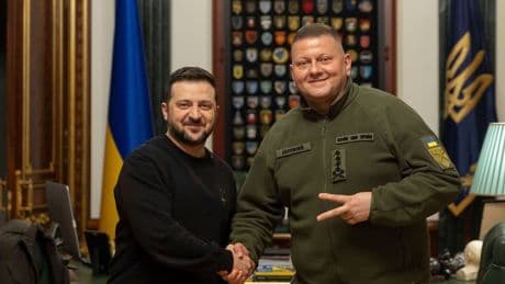 Ukraine: Ex-General Saluschnyj baut wohl ein mögliches Team gegen Selenskyj