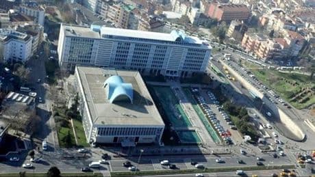 İBB soruşturması: Ünlü sanatçının kardeşi de tutuklandı