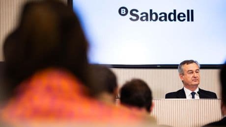 González-Bueno (Sabadell) tras vender TSB: "Si antes el precio de la opa de BBVA era insuficiente, ahora más"
