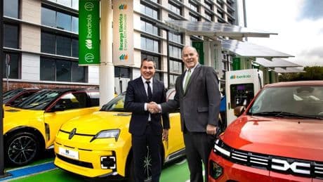 Iberdrola y Renault acuerdan mejorar la infraestructura de recarga e impulsar la movilidad eléctrica