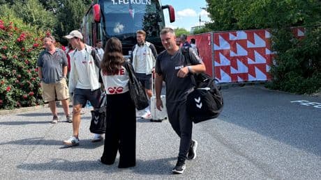 Rasen-Frust in Österreich - Köln hat wieder ein Mourinho-Problem