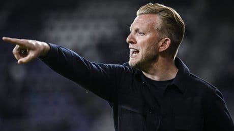 Dirk Kuyt begint met zege bij FC Dordrecht, Damian van der Vaart maakt 25 jaar na vader Rafael profdebuut