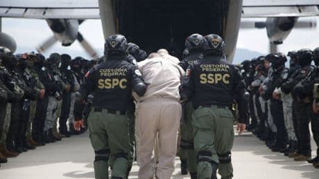 México encuentra una válvula de escape con Estados Unidos en la entrega de narcotraficantes