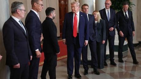 Gipfeltreffen zur Ukraine: Europa beruhigt einen verrückten König