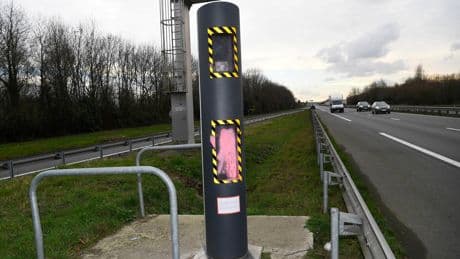 10 septembre : les radars automatiques, symboles du «racket de l’État», cibles privilégiées du mouvement de grogne