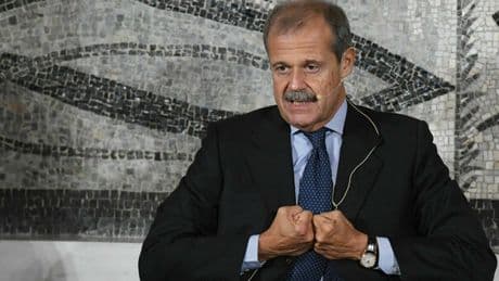 Giampiero Massolo: «Minacce da Mosca, una guerra di parole. Subito garanzie per Kiev? Sì, le armi»