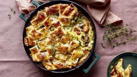 Patchwork Pie mit Hähnchen-Lauch-Ragout