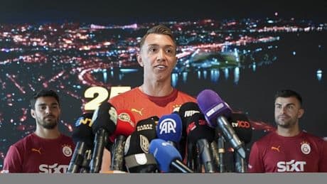 Fernando Muslera tarih yazdı