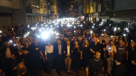 Trabzon’da kadın cinayetine karşı “Karanlığa ışık” yürüyüşü