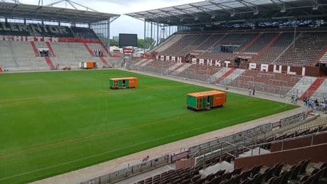 Neue Geheimwaffe - Näh-Maschinen machen St. Pauli gefährlicher