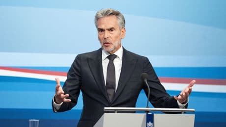 Schoof onthult: NAVO wil norm defensie-uitgaven naar 5 procent in 2032