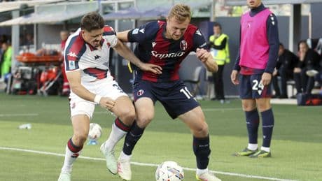 Genoa wins at Bologna with a brace from 18-year-old Venturino