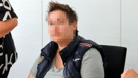 Staatsanwalt sicher - Frau schubste Rentnerin vor fahrenden Bus
