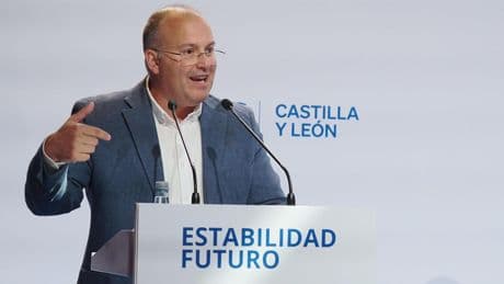 El PP ve a Sánchez "herido de muerte" y advierte: "Está dispuesto a todo para seguir en el poder, querrá morir matando"