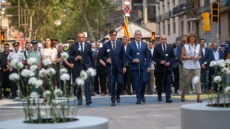 Barcelona rinde homenaje a las víctimas del 17A en el octavo aniversario de los atentados