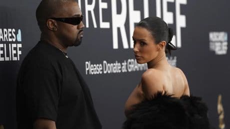 Kanye West deja una deuda de 400.000 euros en Mallorca, donde ha estado seis semanas con su mujer