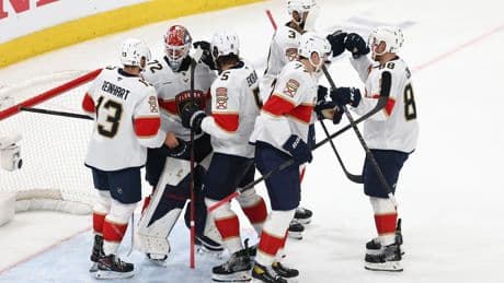 Panthers clinch spot in Stanley Cup Final for third straight year with thrilling win