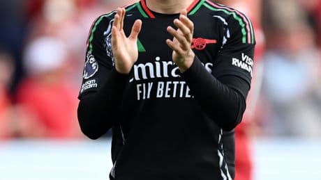 Gabriel Martinelli reacts to incredible Arsenal record amid new trophy vow