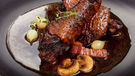 Max Strohe über Coq au Vin: Die Mutter des Slow Food