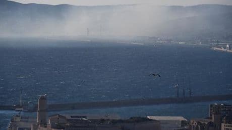 En direct, incendies : le feu à Marseille n’est « pas encore fixé », selon le ministre de l’intérieur