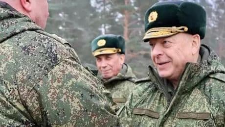 Putin'den dikkat çeken karar! Kara Kuvvetleri Komutanı Salyukov'u görevden aldı