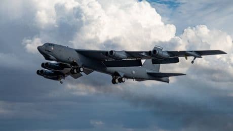 Trump avverte la Corea: gli Usa muovono i bombardieri nucleari