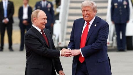 Las exigencias de máximos de Putin y la debilidad de Trump reviven el fantasma de Múnich: de los Sudetes al Donbás