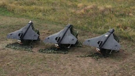 Polonia derriba varios drones rusos que han violado su espacio aéreo y alcanza "el nivel de máxima alerta"