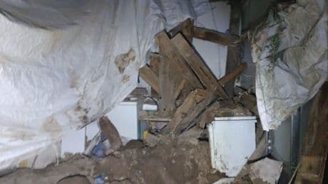 Erzurum’da bir evde göçük: Anne ile 2 çocuğu ağır yaralandı