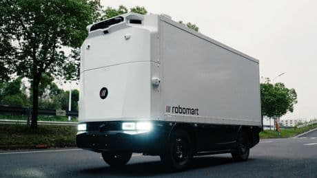 This new delivery robot will bring the entire grocery store to you