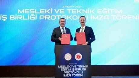 Türkiye'de bir ilk! MEB ve SSB arasında iş birliği protokolü imzalandı